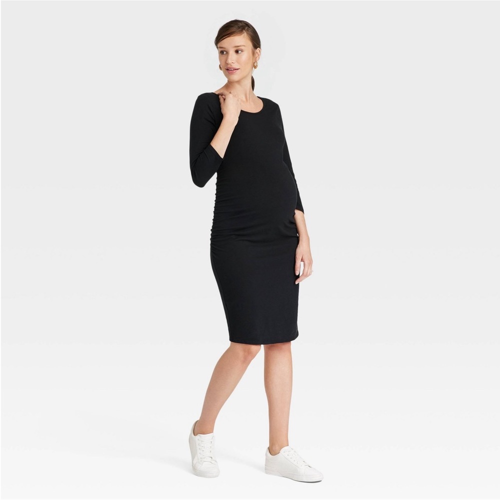 NWT Maternity Midi T-Shirt Dress in Black